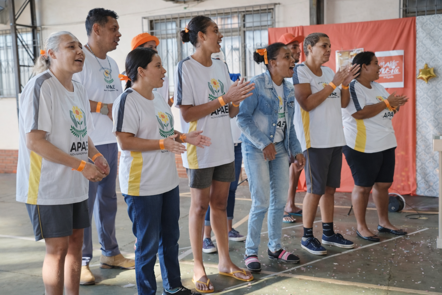 Projeto de inclusão durante o Dia de Fazer Música