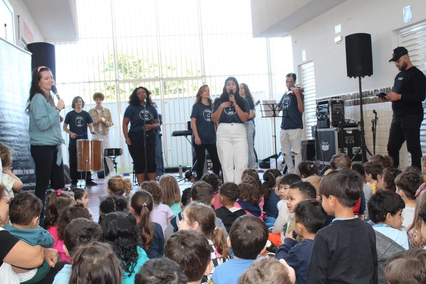 Représentation du Make Music Day à Maringá en 2026, avec 40 000 élèves du réseau municipal