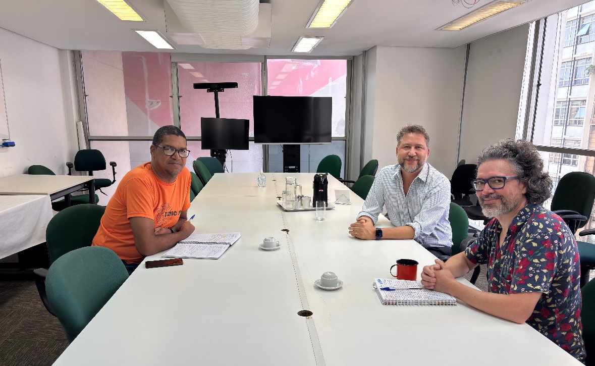 Equipe de coordenação do Dia de Fazer Música reunida — ANAFIMA