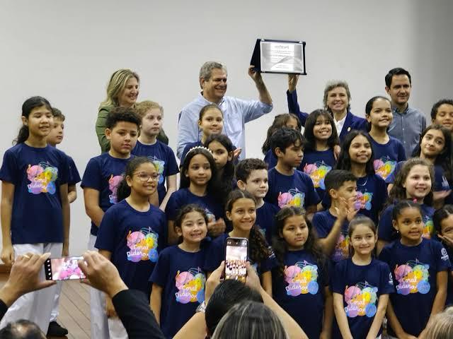 Silvio Barros, prefeito de Maringá, durante o Dia de Fazer Música